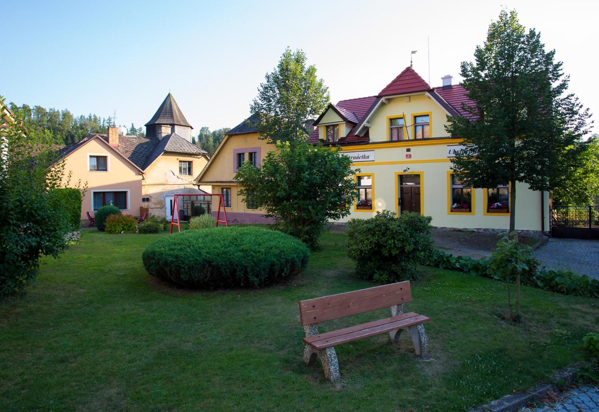 Penzion Ctrnactka Rataje nad Sazavou Bagian luar foto